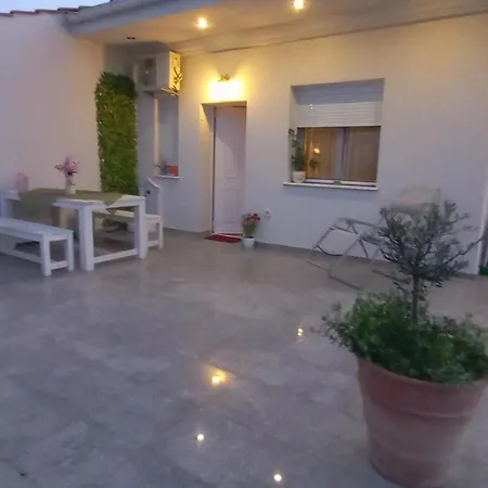 Maja House Ii Appartamento